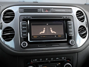 Внедорожник Volkswagen Tiguan 2012 года, 1429000 рублей, Кирилловка