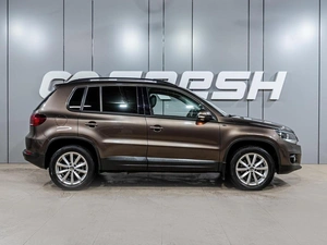 Внедорожник Volkswagen Tiguan 2016 года, 1589000 рублей, Воронеж