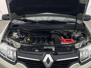 Седан Renault Logan 2016 года, 790000 рублей, Клинцы