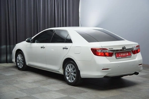 Седан Toyota Camry 2014 года, 1699000 рублей, Красноярск