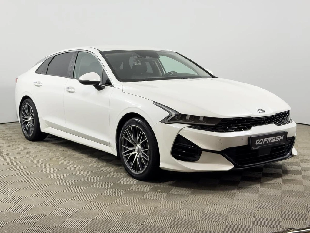 Седан Kia K5 2020 года, 1869900 рублей, Казань