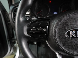 Хетчбэк Kia Rio X-Line 2018 года, 1359000 рублей, Воронеж