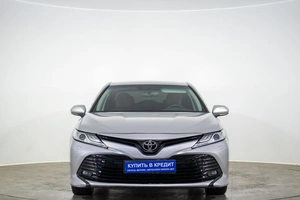 Седан Toyota Camry 2018 года, 2009000 рублей, Оренбург