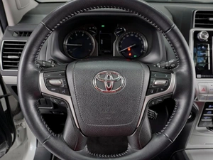 Внедорожник Toyota Land Cruiser Prado 2017 года, 5879000 рублей, Тюмень