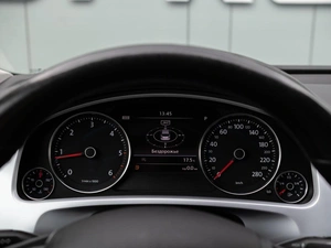 Внедорожник Volkswagen Touareg 2013 года, 2499000 рублей, Большой Сочи