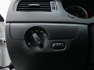 Седан Volkswagen Jetta 2014 года, 990000 рублей, Красноярск