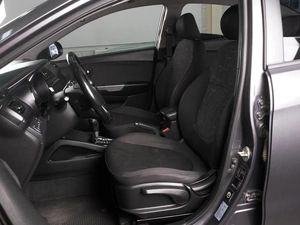 Седан Kia Rio 2014 года, 1095000 рублей, Красный Пахарь