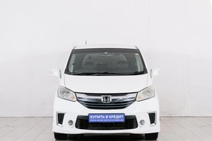 Минивэн Honda Freed 2014 года, 1249000 рублей, Красноярск