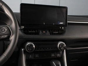 Внедорожник Toyota RAV4 2023 года, 3600000 рублей, Омск