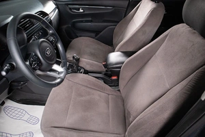 Хетчбэк Kia Rio X-Line 2018 года, 1369000 рублей, Сургут