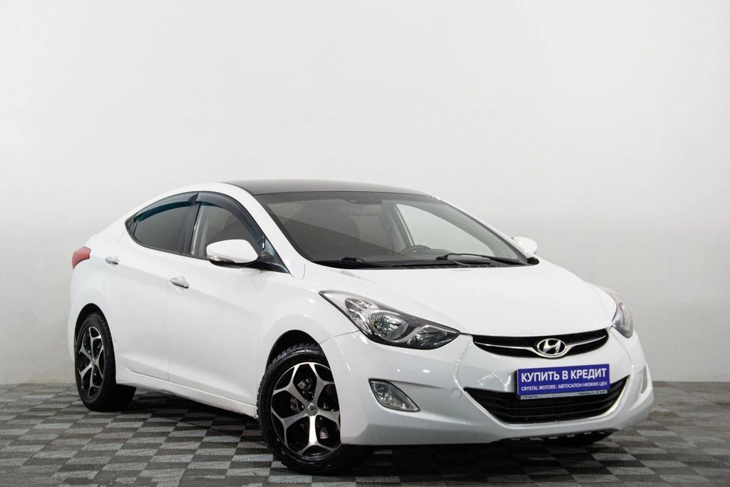 Седан Hyundai Avante 2011 года, 1079000 рублей, Сургут