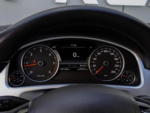 Внедорожник Volkswagen Touareg 2013 года, 2849000 рублей, Краснодар