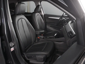 Внедорожник BMW X1 2019 года, 1988000 рублей, Красный Пахарь