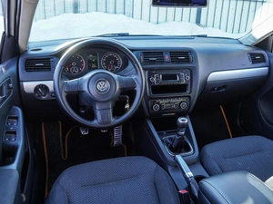 Седан Volkswagen Jetta 2012 года, 800000 рублей, Волгоград