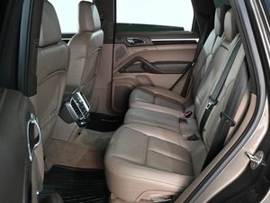 Внедорожник Porsche Cayenne 2012 года, 3149000 рублей, Аксай