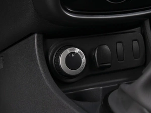 Внедорожник Renault Duster 2013 года, 950000 рублей, Омск