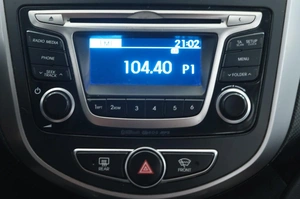Хетчбэк Hyundai Solaris 2015 года, 939000 рублей, Омск