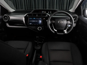 Хетчбэк Toyota Aqua 2018 года, 1339000 рублей, Тюмень