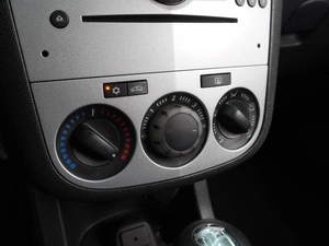 Хетчбэк Opel Corsa 2012 года, 784000 рублей, Воронеж