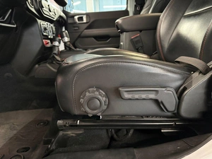 Внедорожник Jeep Wrangler 2022 года, 5500000 рублей, Павловская Слобода