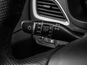 Седан Hyundai Solaris 2017 года, 1599000 рублей, Кирилловка