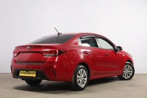 Седан Kia Rio 2019 года, 1389000 рублей, Новосибирск