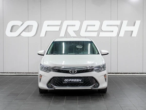 Седан Toyota Camry 2017 года, 2429000 рублей, Сургут