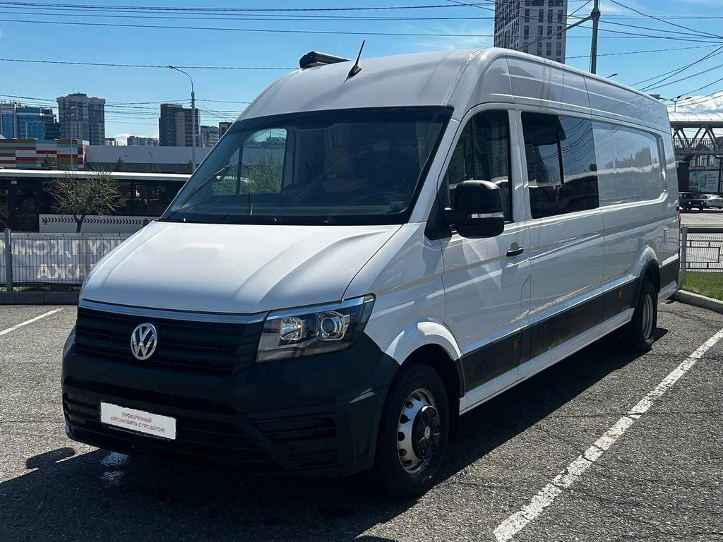 Микроавтобус Volkswagen Crafter 2020 года, 8500000 рублей, Красноярск