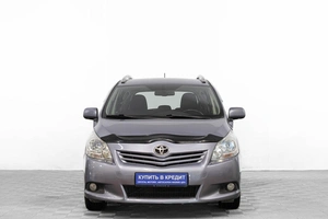 Минивэн Toyota Verso 2009 года, 1149000 рублей, Барнаул