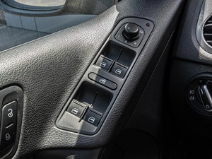Внедорожник Volkswagen Tiguan 2014 года, 1250000 рублей, Краснодар