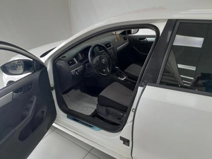 Седан Volkswagen Jetta 2013 года, 1400000 рублей, Смоленск