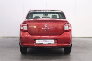 Седан Renault Logan 2015 года, 955000 рублей, Брянск