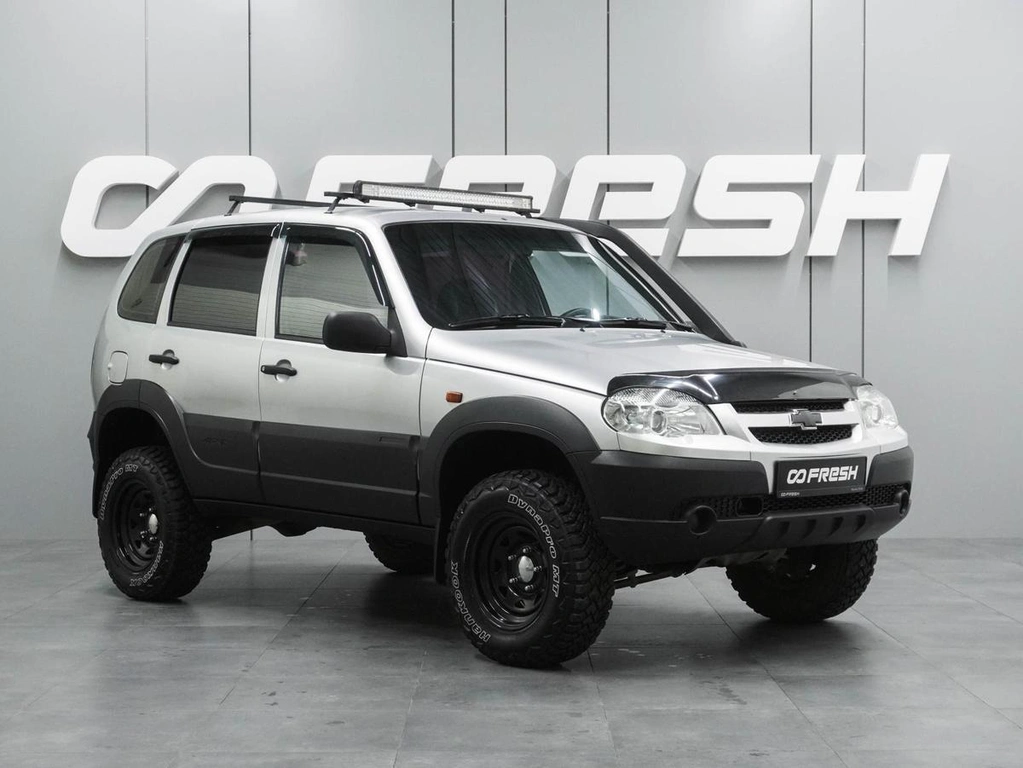 Внедорожник Chevrolet Niva 2004 года, 649000 рублей, Воронеж