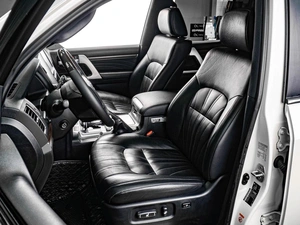 Внедорожник Toyota Land Cruiser 2018 года, 6699000 рублей, Тюмень