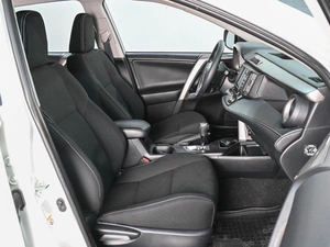 Внедорожник Toyota RAV4 2018 года, 2529000 рублей, Ростов-на-Дону