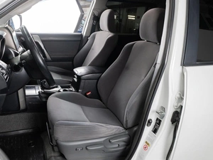 Внедорожник Toyota Land Cruiser Prado 2011 года, 2675000 рублей, Тюмень