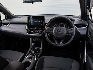 Внедорожник Toyota Corolla Cross 2023 года, 2835000 рублей, Краснодар