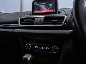 Хетчбэк Mazda Axela 2015 года, 1250000 рублей, Красноярск