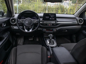 Седан Kia Cerato 2020 года, 1720000 рублей, Большой Сочи