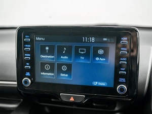 Хетчбэк Toyota Yaris 2020 года, 1177000 рублей, Красноярск