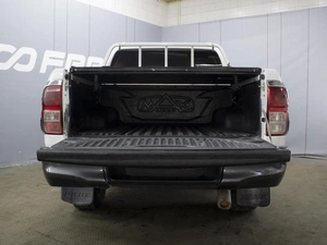Пикап Toyota Hilux 2020 года, 2830000 рублей, Омск