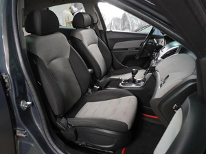 Хетчбэк Chevrolet Cruze 2013 года, 699000 рублей, Воронеж