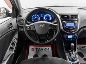 Хетчбэк Hyundai Solaris 2012 года, 860000 рублей, Красноярск
