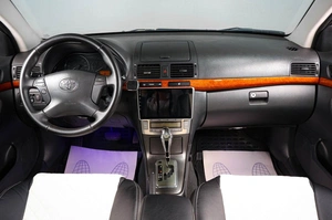Седан Toyota Avensis 2007 года, 769000 рублей, Тюмень