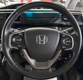 Минивэн Honda Stepwgn Spada 2016 года, 1947000 рублей, Красноярск