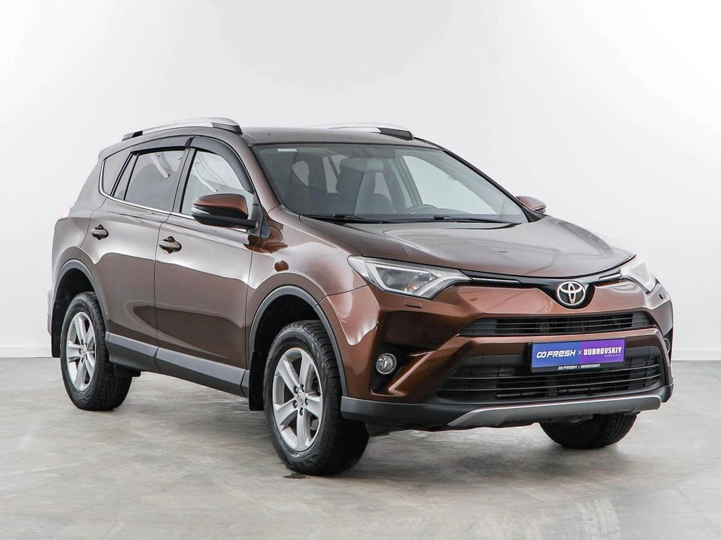 Внедорожник Toyota RAV4 2017 года, 2549050 рублей, Москва