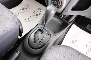Хетчбэк Toyota Vitz 2010 года, 739000 рублей, Красноярск