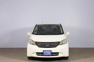 Минивэн Honda Freed 2008 года, 959000 рублей, Новосибирск