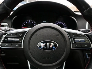 Седан Kia Optima 2018 года, 2198000 рублей, Волгоград