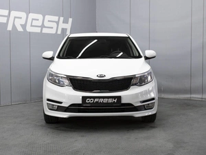 Седан Kia Rio 2017 года, 1100000 рублей, Омск